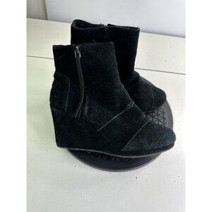 Toms Wedge Bootie Women's Sz 8.5W Black Suede Slip On Side Zip Round Toe